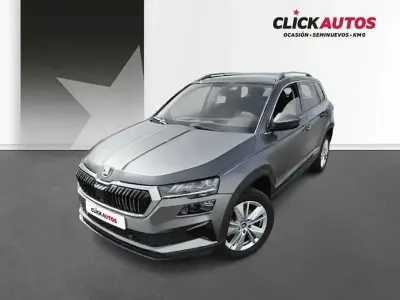 Usado Skoda Karoq Selection 150 CV (110 kW) 2025 Gris SUV