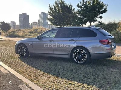 Usado BMW 520 Luxury Line 190 CV (139 kW) 2014 Gris / plata Familiar