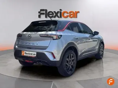 Usado Opel Mokka GS Line 130 CV (95 kW) 2022 Gris SUV