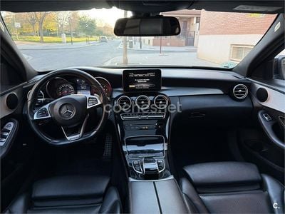 Usado Mercedes C220 AMG line 170 HP (125 kW) 2017 Preto Sedan