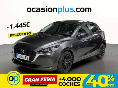 Usado Mazda 2 90 CV (66 kW) 2020 Gris Utilitario
