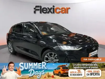 Usado Ford Focus Active 125 CV (91 kW) 2023 Negro Berlina