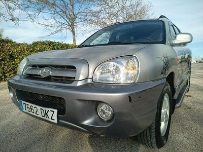 Usado Hyundai Santa Fe Comfort 125 CV (91 kW) 2005 Gris / plata SUV