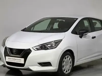 Usado Nissan Micra Acenta 71 CV (52 kW) 2017 Solid white (sólido) Utilitario