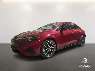 Nuevo Mercedes CLA 250+ 200 kW (272 CV) 2026 Rojo Berlina