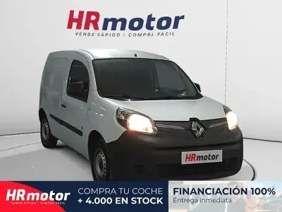 Usado Renault Kangoo 44 kW (60 CV) 2017 Blanco Monovolumen