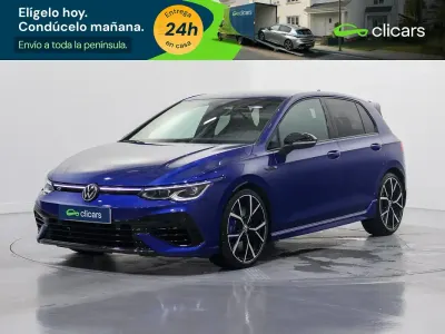 Occasion VW Golf VIII R 320 PK (235 kW) 2021 Blauw Sedan