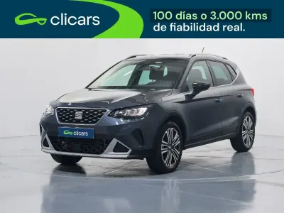 Usado Seat Arona Xperience 116 CV (85 kW) 2025 Gris / plata SUV