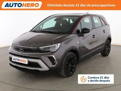 Usado Opel Crossland X GS Line 130 CV (95 kW) 2021 Gris / plata SUV
