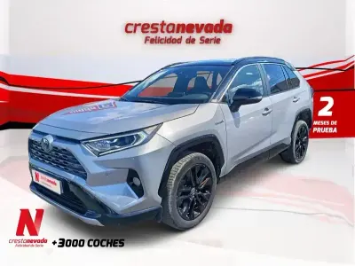 Usado Toyota RAV4 Hybrid Style 220 CV (161 kW) 2021 Gris / plata SUV