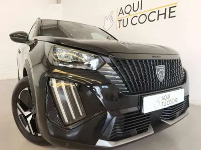 Usado Peugeot 2008 Allure 102 CV (75 kW) 2024 Negro SUV