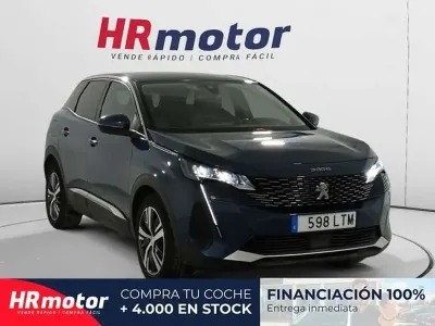 Usado Peugeot 3008 Allure 131 CV (96 kW) 2021 Azul SUV