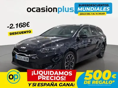 Usado Kia Ceed Style 100 CV (73 kW) 2025 Negro Utilitario