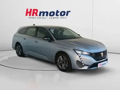 Usado Peugeot 308 Active 130 CV (95 kW) 2023 Gris Familiar