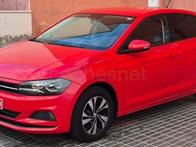 Usado VW Polo Advance 75 CV (55 kW) 2018 Rojo Utilitario