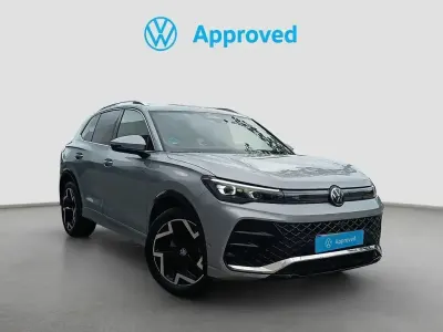 Usado VW Tiguan R-line 150 CV (110 kW) 2025 Gris SUV
