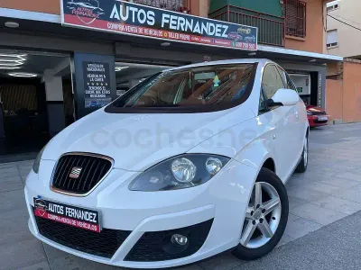 Usado Seat Altea I-Tech 105 CV (77 kW) 2014 Blanco Monovolumen