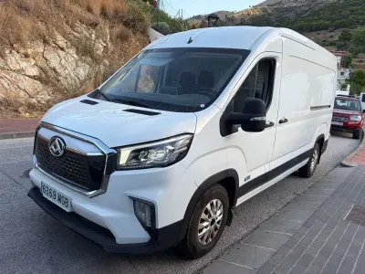 Usado Maxus V90 204 CV (150 kW) 2023 Blanco Van