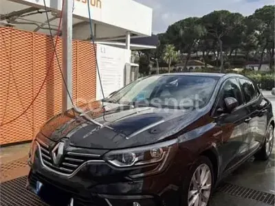 Usado Renault Mégane Business 140 CV (102 kW) 2019 Negro Berlina