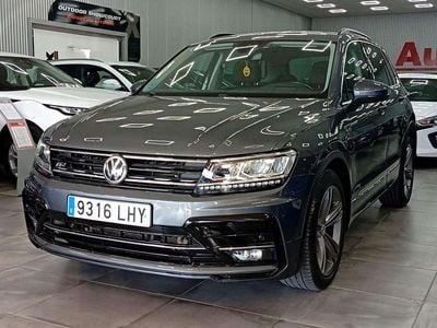 Usado VW Tiguan R-line 150 CV (110 kW) 2020 Plateado SUV