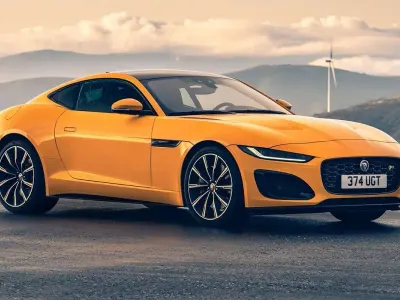 Usado Jaguar F-Type 381 CV (280 kW) 2017 Rojo Coupe