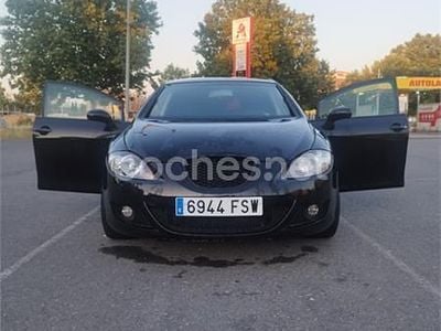 Usado Seat Leon Reference 140 CV (102 kW) 2007 Negro Berlina