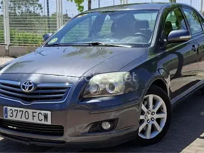 Usado Toyota Avensis