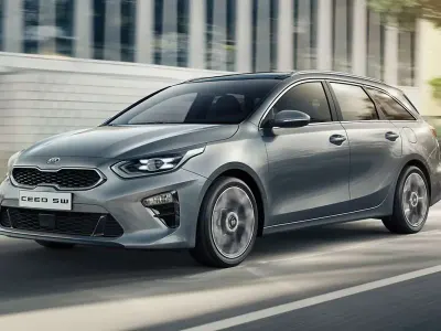 Usado Kia Ceed GT GT-Line 140 CV (102 kW) 2019 Blanco Familiar