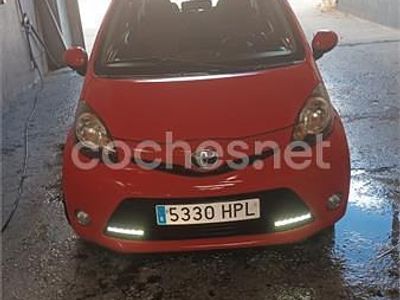 Rojo Usado 2013 Toyota Aygo City Utilitario | 8500 € (Un poco caro)