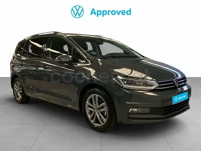 Usado VW Touran 150 CV (110 kW) 2025 Gris / plata Monovolumen