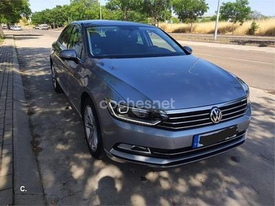 Begagnad VW Passat Sportline 150 HK (110 kW) 2018 Grå Sedan