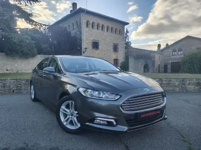 Usado Ford Mondeo Titanium 160 CV (117 kW) 2016 Gris Berlina