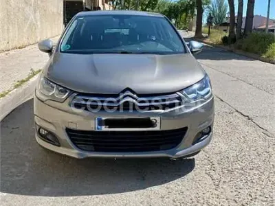 Usado Citroën C4 Live 99 CV (72 kW) 2015 Beige Berlina