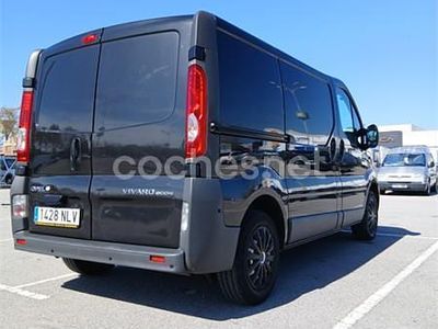 Usado Opel Vivaro 120 CV (88 kW) 2017 Negro Monovolumen
