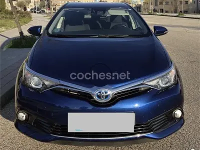 Usado Toyota Auris Hybrid