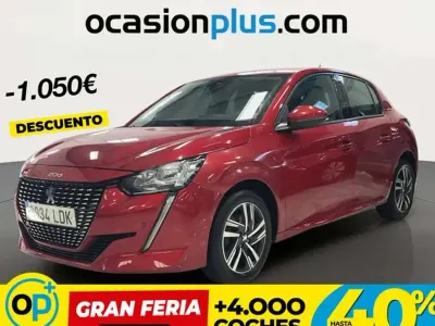 Usado Peugeot 208 Allure 2019 Rojo Utilitario