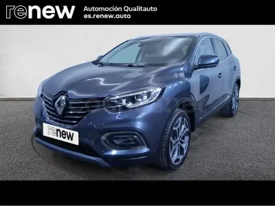 Usado Renault Kadjar Techno 140 CV (102 kW) 2022 Gris / plata SUV
