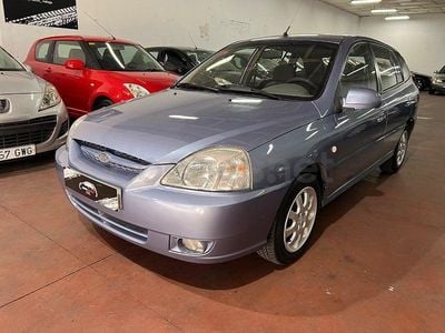 Usado Kia Rio 97 CV (71 kW) 2004 Azul Berlina