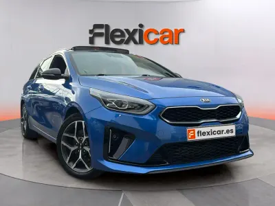 Usado Kia Ceed GT GT-Line 140 CV (102 kW) 2019 Azul Berlina