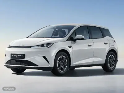 Nuevo BYD Dolphin Active 128 kW (175 CV) 2026 Blanco Utilitario