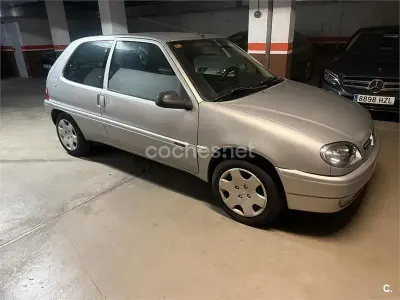 Usado Citroën Saxo Furio 58 CV (42 kW) 2002 Gris / plata Utilitario