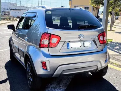 Usado Suzuki Ignis GLX 90 CV (66 kW) 2020 Gris / plata SUV