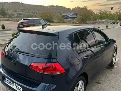 Usado VW Golf VII Sport 122 CV (89 kW) 2013 Azul Berlina
