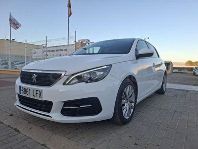 Usado Peugeot 308 Active 100 HP (73 kW) 2020 Branco Sedan