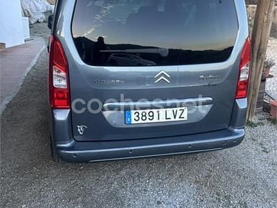 Usado Citroën Berlingo 110 CV (80 kW) 2011 Violeta / lila Monovolumen