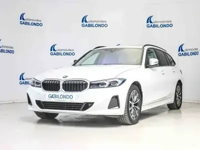 Usado BMW 318 Comfort Edition 150 CV (110 kW) 2024 Blanco Familiar