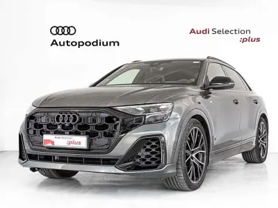 Usado Audi Q8 Premium 286 HP (210 kW) 2025 Cinzento SUV