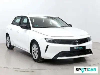 Usado Opel Astra Edition 110 CV (80 kW) 2023 Blanco Utilitario