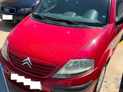 Usado Citroën C3 Exclusive 70 CV (51 kW) 2004 Granate Berlina