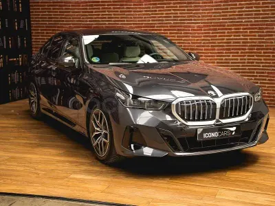 Usado BMW 540 303 CV (222 kW) 2025 Gris / plata Berlina